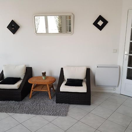 Les Fontaines Saint Leonard Apartment Honfleur Bagian luar foto