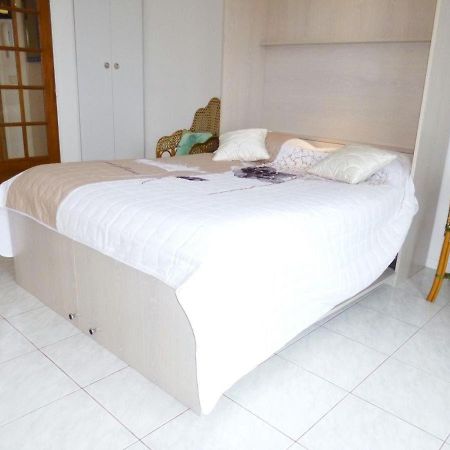 Les Fontaines Saint Leonard Apartment Honfleur Bagian luar foto