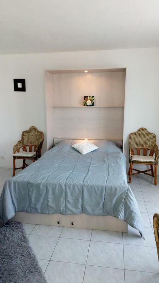 Les Fontaines Saint Leonard Apartment Honfleur Bagian luar foto