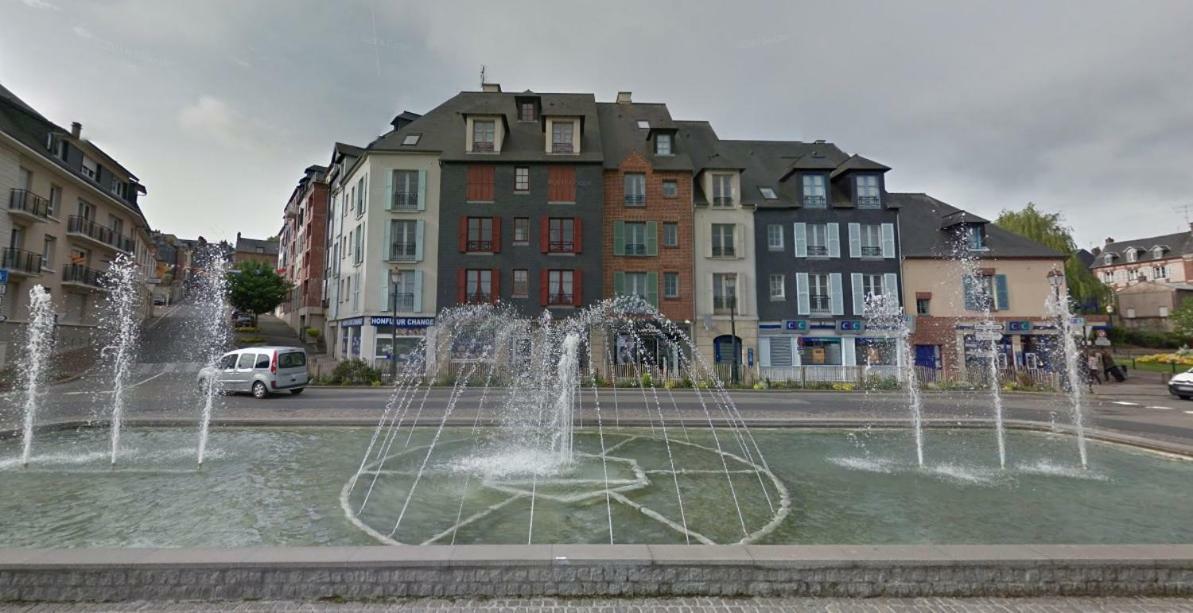 Les Fontaines Saint Leonard Apartment Honfleur Bagian luar foto